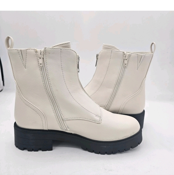 New York And Company Allie White Block Heel Lug Sole Ankle Boots Size 10 - Picture 7 of 13